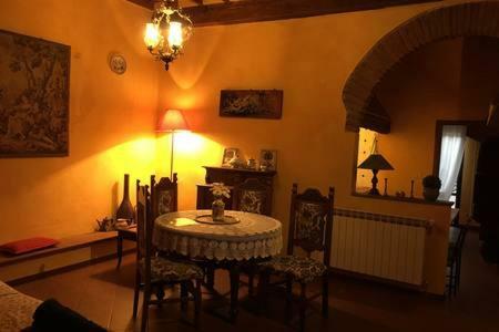 Real Rustic Tuscany Style In Center Florence Buitenkant foto